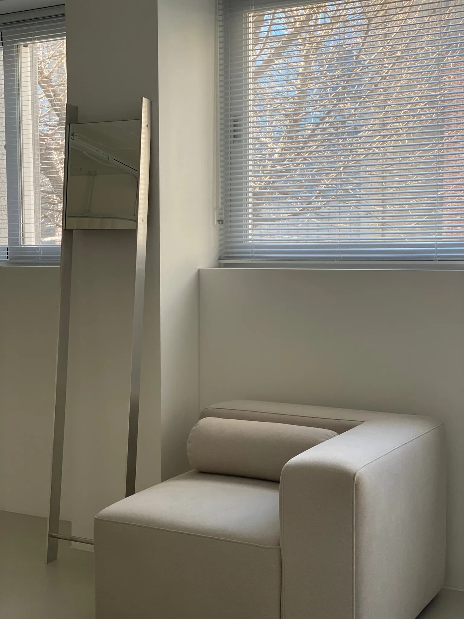 스튜디오 모프 깔끔한 라인의 모던 인테리어